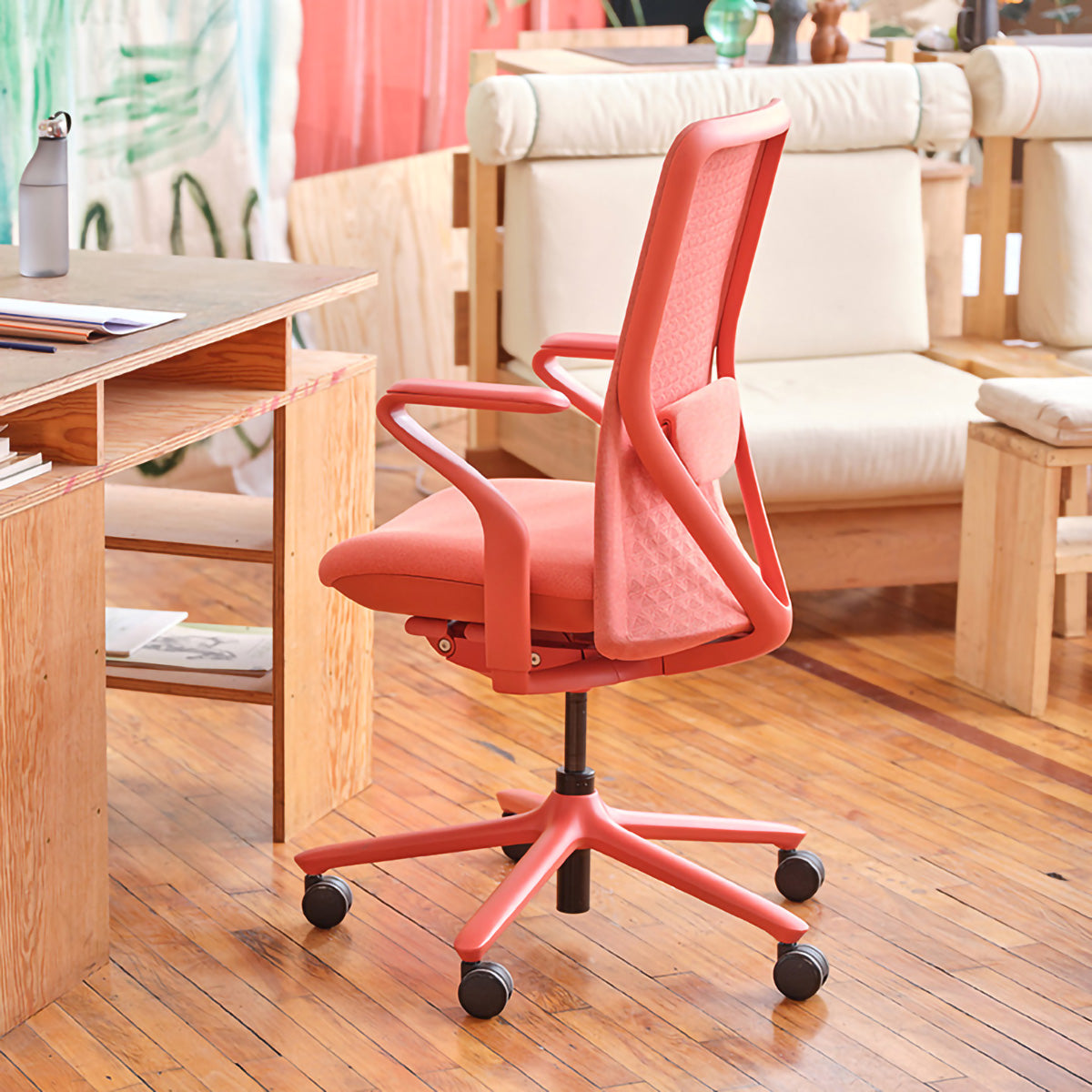 Model 92 Ergonomic Office Chair | Pastel