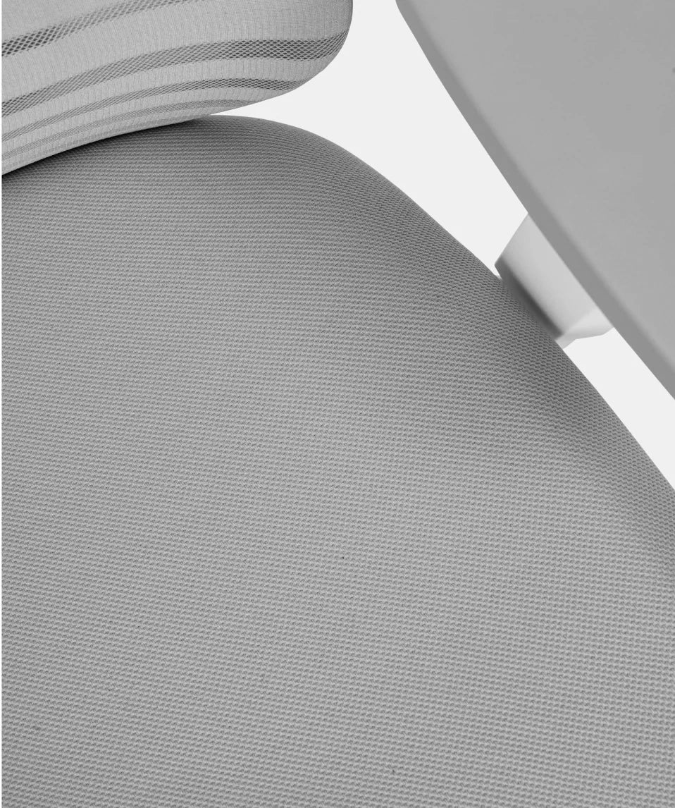 <strong>Contoured Comfort</strong>