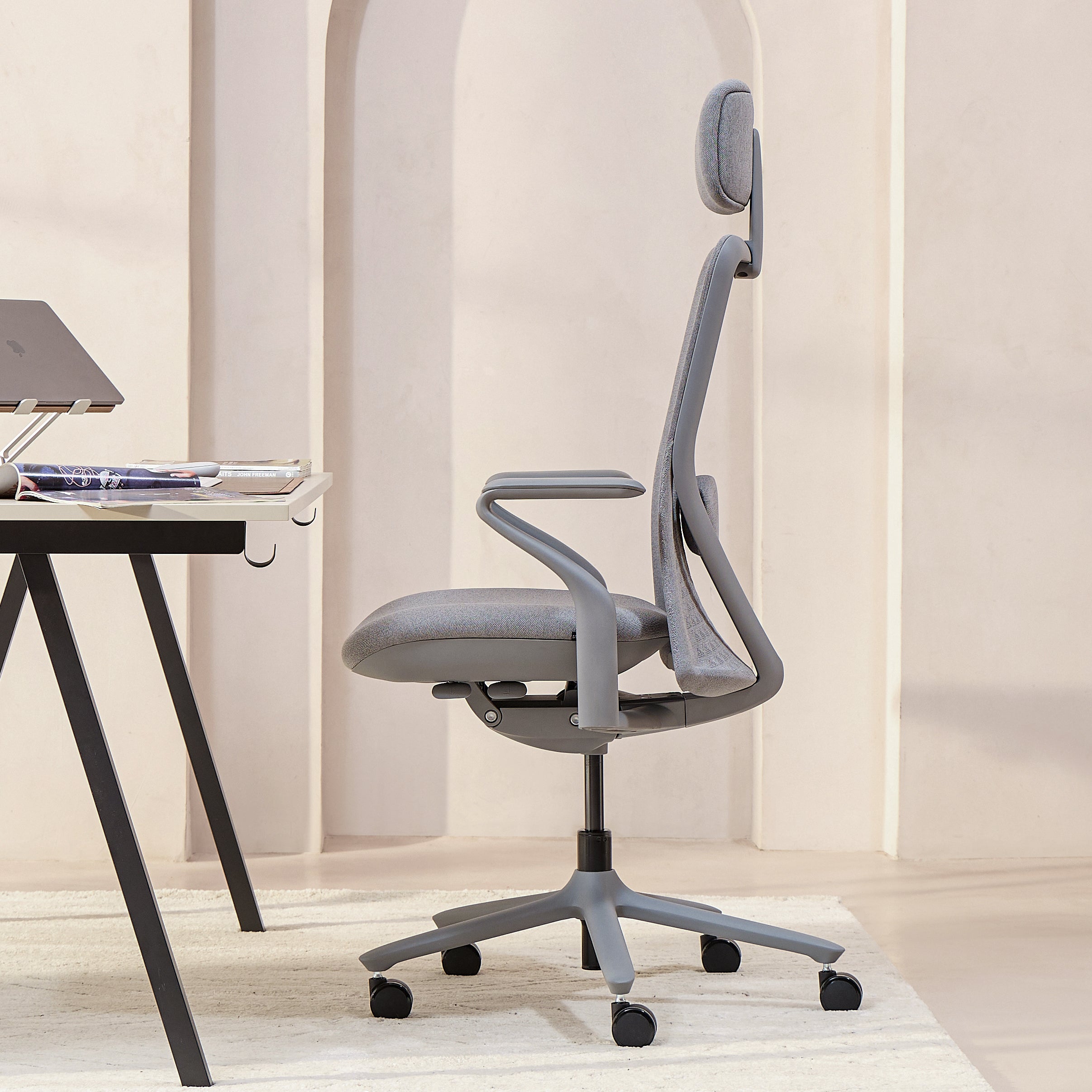 Model 92 Ergonomic Office Chair | Grey