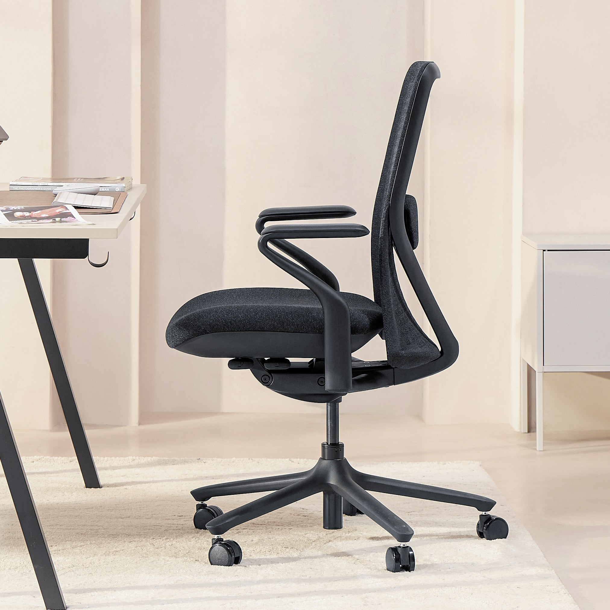 Model 92 Ergonomic Office Chair | Noir