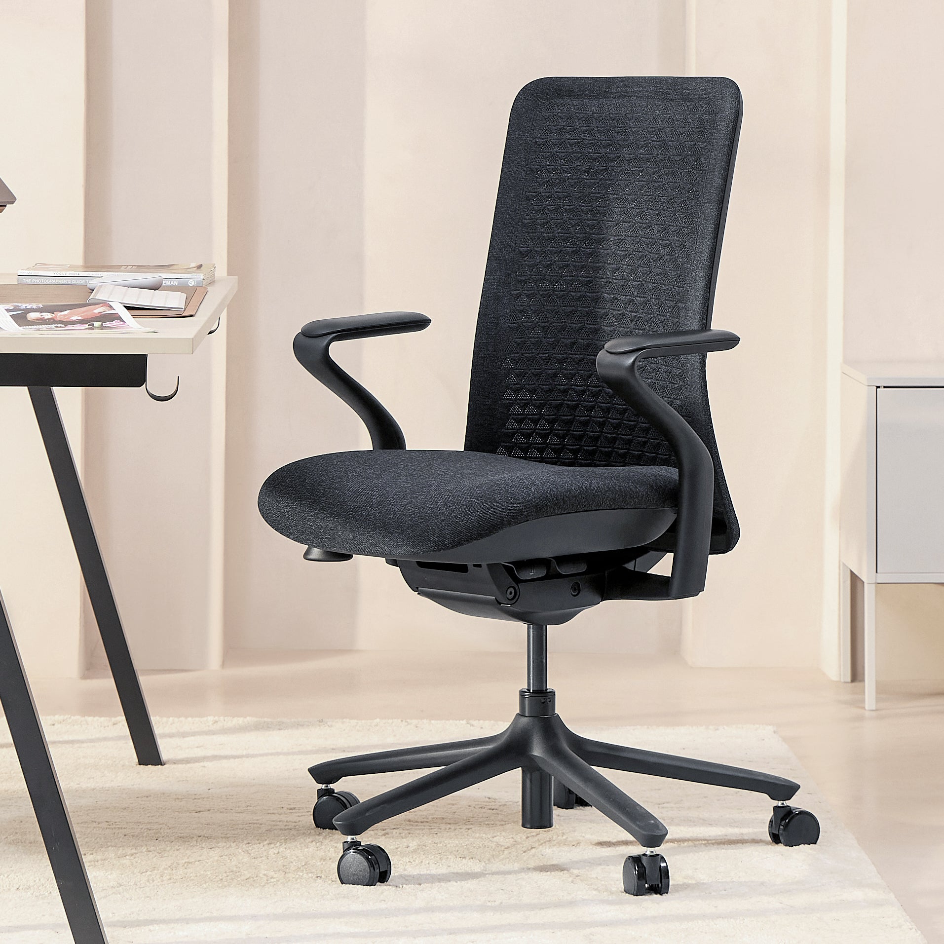 Model 92 Ergonomic Office Chair | Noir