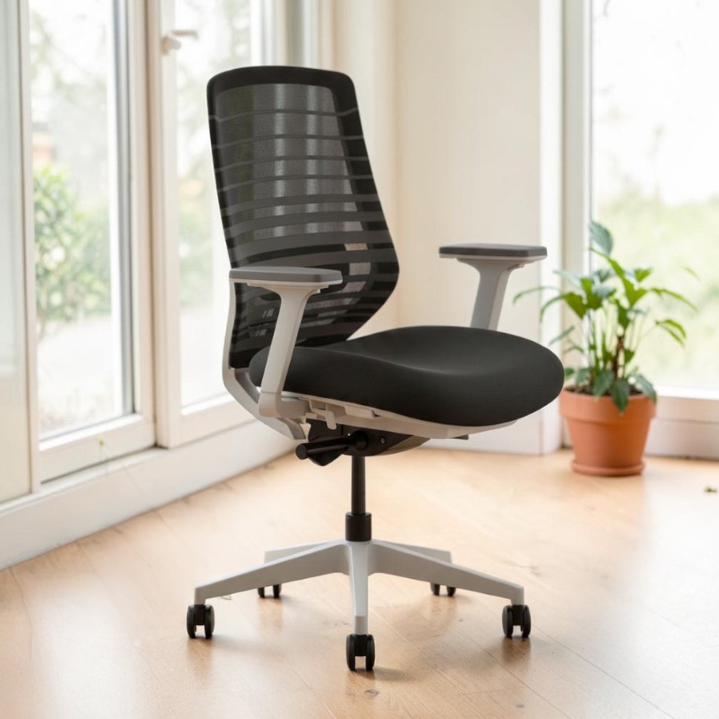 Model 11 Ergonomic Office Chair | Contrast | Nylon Base