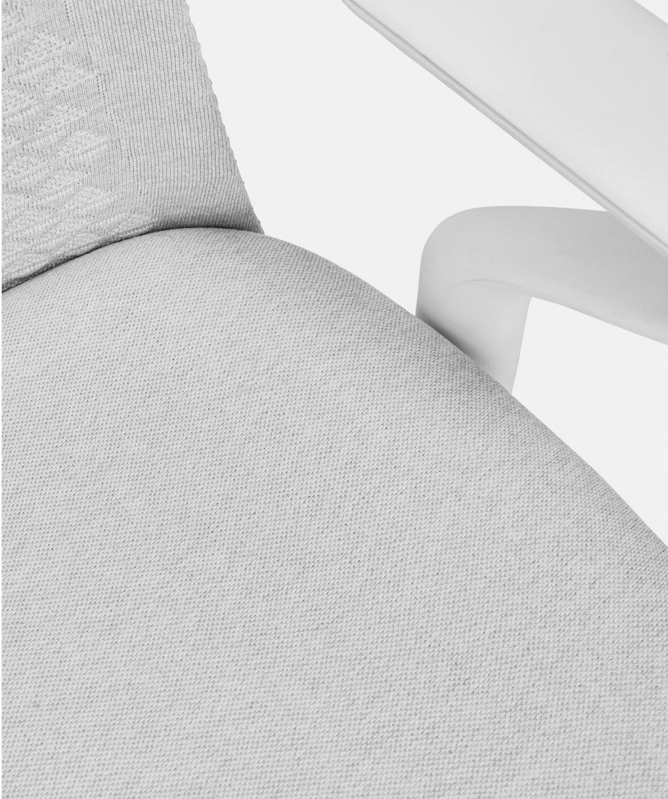 <strong>Moulded Cushion</strong>